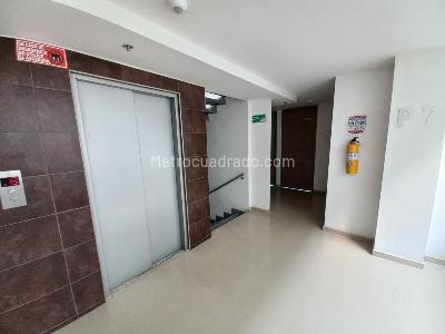Apartamento de 3 alcobas en venta en Conjunto Residencial Portobello Piso 7, Ibagué, 80 m² · foto 4 de 20