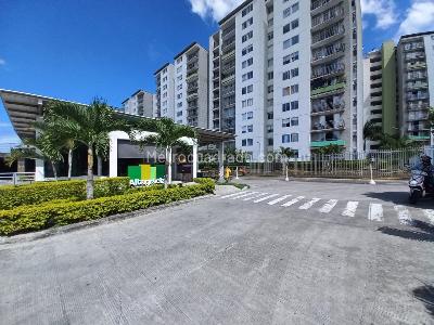 Apartamento de 3 alcobas en venta en Conjunto Residencial Altagracia Piso 12, Ibagué, 68 m² · foto 3 de 20