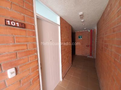 Apartamento de 2 alcobas en venta en Habitad De Ocobos Piso 1, Ibagué, 40 m² · foto 4 de 20