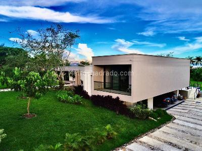 Casa de 4 alcobas en venta en Hacienda Las Victorias, Ibagué, 570 m² · foto 4 de 20