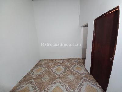 Casa de 2 alcobas en venta en El Carmen, Ibagué, 130 m² · foto 11 de 15