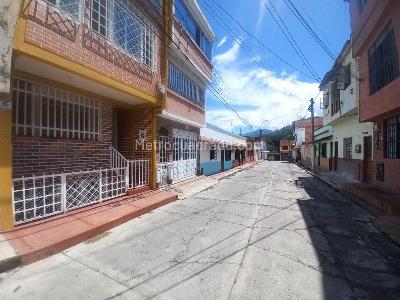 Apartamento de 2 alcobas en venta en Apartamento Piso 2 Ancon, Ibagué, 40 m² · foto 2 de 14
