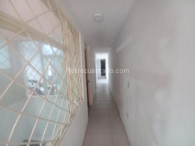 Apartamento de 2 alcobas en venta en Apartamento Piso 2 Ancon, Ibagué, 40 m² · foto 8 de 14