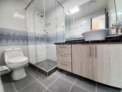Casa de 5 alcobas en venta en Santa Helena, Ibagué, 197 m² · foto 8 de 20