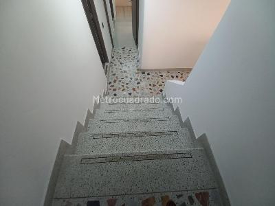Casa de 5 alcobas en venta en Santa Helena, Ibagué, 197 m² · foto 10 de 20