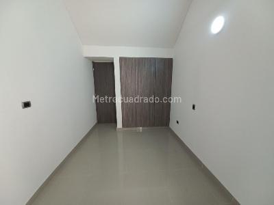 Casa de 5 alcobas en venta en Santa Helena, Ibagué, 197 m² · foto 15 de 20