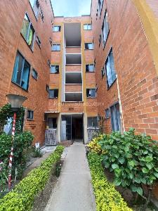 Apartamento de 3 alcobas en venta en C R Villa Salome Piso 5 Sin Ascensor, Ibagué, 62 m² · foto 4 de 20