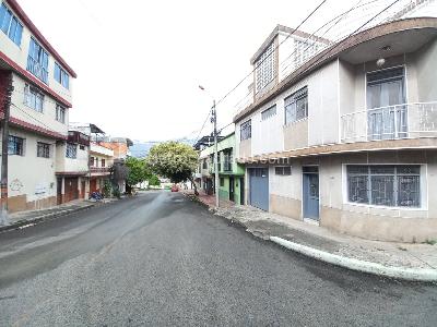 Casa de 5 alcobas en venta en Hipodromo, Ibagué, 214 m² · foto 3 de 20