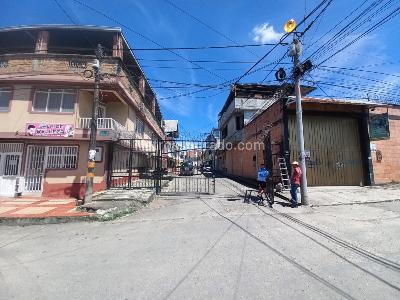 Casa de 5 alcobas en venta en Jardin I, Ibagué, 142 m² · foto 2 de 20