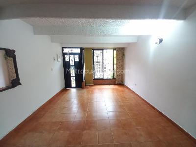 Casa de 3 alcobas en venta en Jordan Novena Etapa, Ibagué, 118 m² · foto 4 de 20