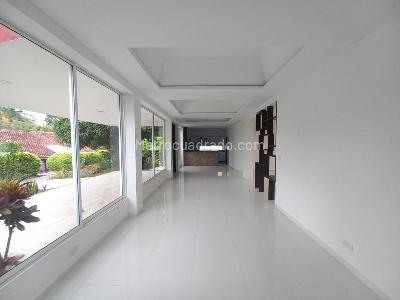 Casa de 5 alcobas en venta en Balcones Del Vegel, Ibagué, 838 m² · foto 4 de 20