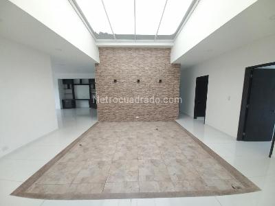 Casa de 5 alcobas en venta en Balcones Del Vegel, Ibagué, 838 m² · foto 7 de 20