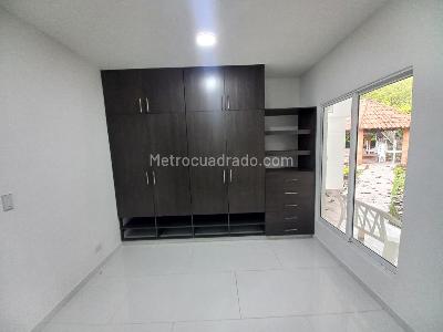 Casa de 5 alcobas en venta en Balcones Del Vegel, Ibagué, 838 m² · foto 16 de 20
