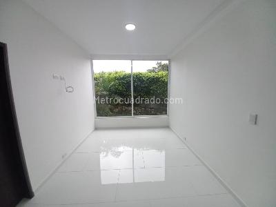 Casa de 5 alcobas en venta en Balcones Del Vegel, Ibagué, 838 m² · foto 18 de 20