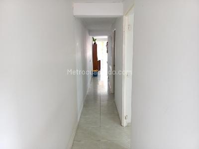 Apartamento de 5 alcobas en venta en Apartamento Duplex Piso 3 Ancon, Ibagué, 136 m² · foto 18 de 20