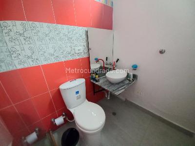 Casa de 3 alcobas en venta en Remanso La Tablita Aparco, Ibagué, 265 m² · foto 11 de 20