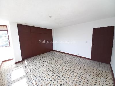 Apartamento de 3 alcobas en venta en Edificio Lombo Bonilla Piso 4, Ibagué, 217 m² · foto 10 de 20