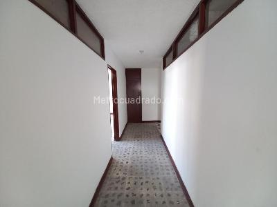 Apartamento de 3 alcobas en venta en Edificio Lombo Bonilla Piso 4, Ibagué, 217 m² · foto 5 de 20