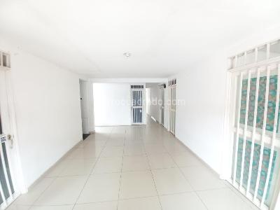 Casa de 5 alcobas en venta en Castellana, Ibagué, 292 m² · foto 4 de 12