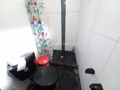 Casa de 5 alcobas en venta en Castellana, Ibagué, 292 m² · foto 7 de 12