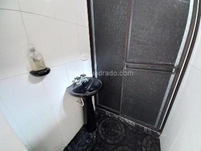 Casa de 5 alcobas en venta en Castellana, Ibagué, 292 m² · foto 8 de 12