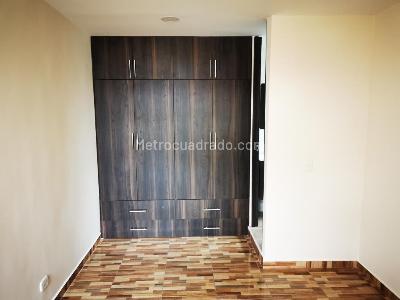 Apartamento de 3 alcobas en venta en C R Arboleda Del Campestre Totumo Piso 5 Sin Ascen, Ibagué, 65 m² · foto 7 de 20