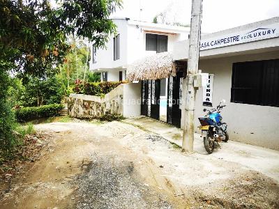 Casa de 5 alcobas en venta en Casa Campestre En Murraposa B/El Salado, Ibagué, 400 m² · foto 2 de 20