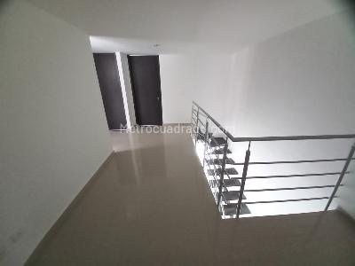 Apartamento de 3 alcobas en venta en Altos De Santa Cecilia Piso 9, Ibagué, 118 m² · foto 12 de 20