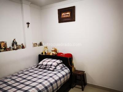 Casa de 5 alcobas en venta en Remansos, Ibagué, 322 m² · foto 15 de 20