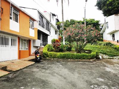 Casa de 5 alcobas en venta en Urbanizacion Valparaiso Segunda Etapa, Ibagué, 150 m² · foto 2 de 20