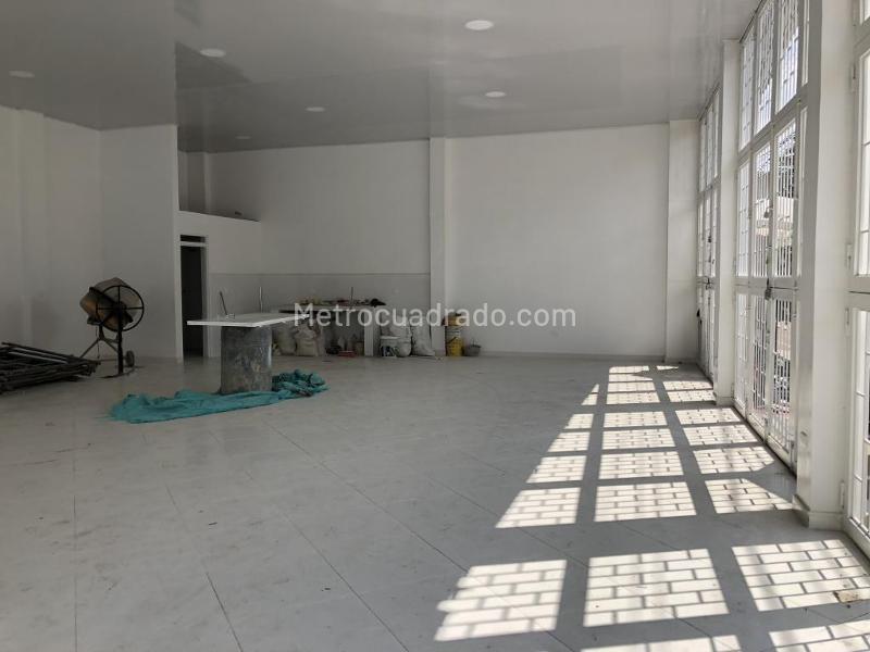 Local Comercial en Arriendo, Local 21 Con 3, Ibagué - Más