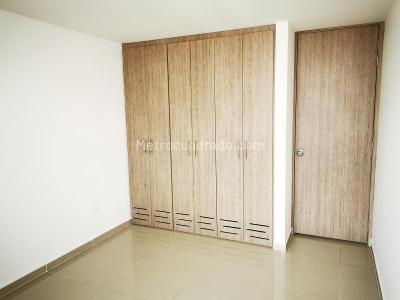 Apartamento de 3 alcobas en venta en Conjunto Residencial Portobello Piso 6, Ibagué, 79 m² · foto 8 de 20