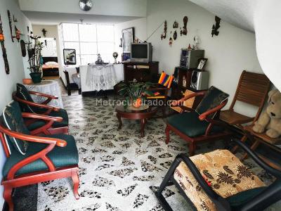 Casa de 5 alcobas en venta en Naciones Unidas, Ibagué, 307 m² · foto 5 de 20