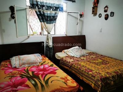 Casa de 5 alcobas en venta en Naciones Unidas, Ibagué, 307 m² · foto 6 de 20