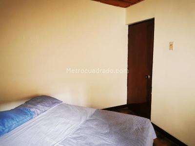 Casa de 5 alcobas en venta en Naciones Unidas, Ibagué, 307 m² · foto 7 de 20