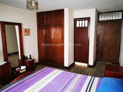 Casa de 5 alcobas en venta en Naciones Unidas, Ibagué, 307 m² · foto 17 de 20