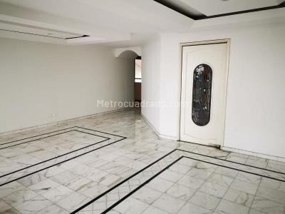 Apartamento de 4 alcobas en venta en Edificio Fuente Leon Piso 7 Duplex, Ibagué, 277 m² · foto 7 de 20