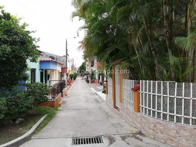 Casa de 5 alcobas en venta en Cantabria, Ibagué, 130 m² · foto 3 de 20