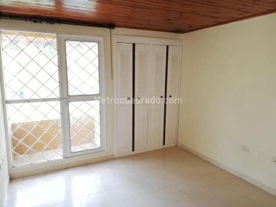 Casa de 5 alcobas en venta en Cantabria, Ibagué, 130 m² · foto 13 de 20