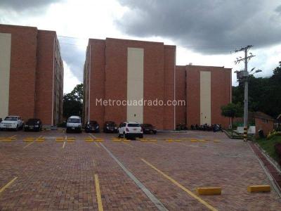 Apartamento de 3 alcobas en venta en Ciudadela Porvenir Piso 3, Ibagué, 41 m² · foto 2 de 13