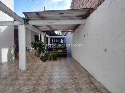 Casa de 5 alcobas en venta en San Tropel Salado, Ibagué, 680 m² · foto 8 de 20
