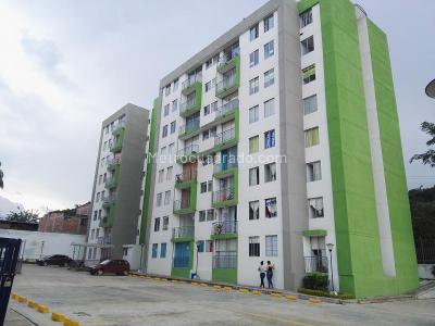 Apartamento de 3 alcobas en venta en Balcones De San Nicolas Piso 6, Ibagué, 58 m² · foto 2 de 18