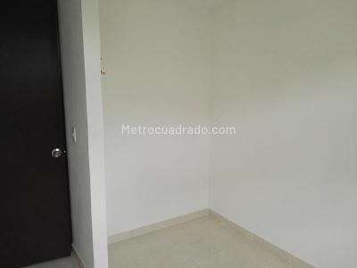 Apartamento de 3 alcobas en venta en Balcones De San Nicolas Piso 6, Ibagué, 58 m² · foto 11 de 18