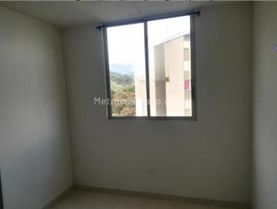 Apartamento de 3 alcobas en venta en Conjunto Cerrado Bosques De Fonderella Piso 9, Ibagué, 59 m² · foto 11 de 18