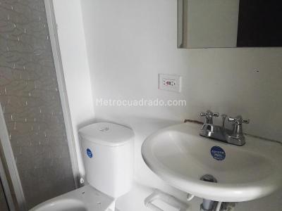 Apartamento de 3 alcobas en venta en Conjunto Cerrado Bosques De Fonderella Piso 9, Ibagué, 59 m² · foto 13 de 18
