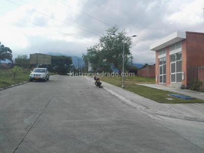 Apartamento de 3 alcobas en venta en Minarco 103 Piso 5 Sin Ascensor, Ibagué, 48 m² · foto 4 de 20