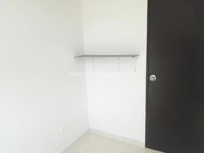 Apartamento de 3 alcobas en venta en Minarco 103 Piso 5 Sin Ascensor, Ibagué, 48 m² · foto 18 de 20