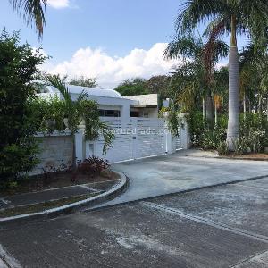 Casa de 5 alcobas en venta en Hacienda Las Victorias, Ibagué, 780 m² · foto 2 de 20