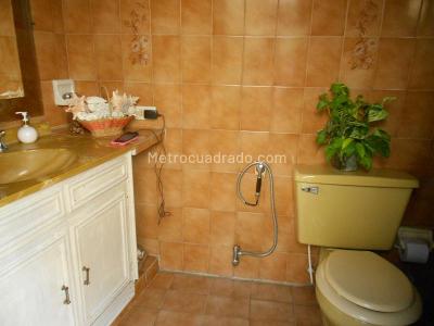 Casa de 5 alcobas en venta en La Pola, Ibagué, 728 m² · foto 14 de 20