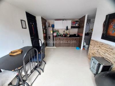 Apartamento de 3 alcobas en venta en Arboleda Campestre Almendro Piso 2 Sin Ascensor, Ibagué, 49 m² · foto 6 de 20